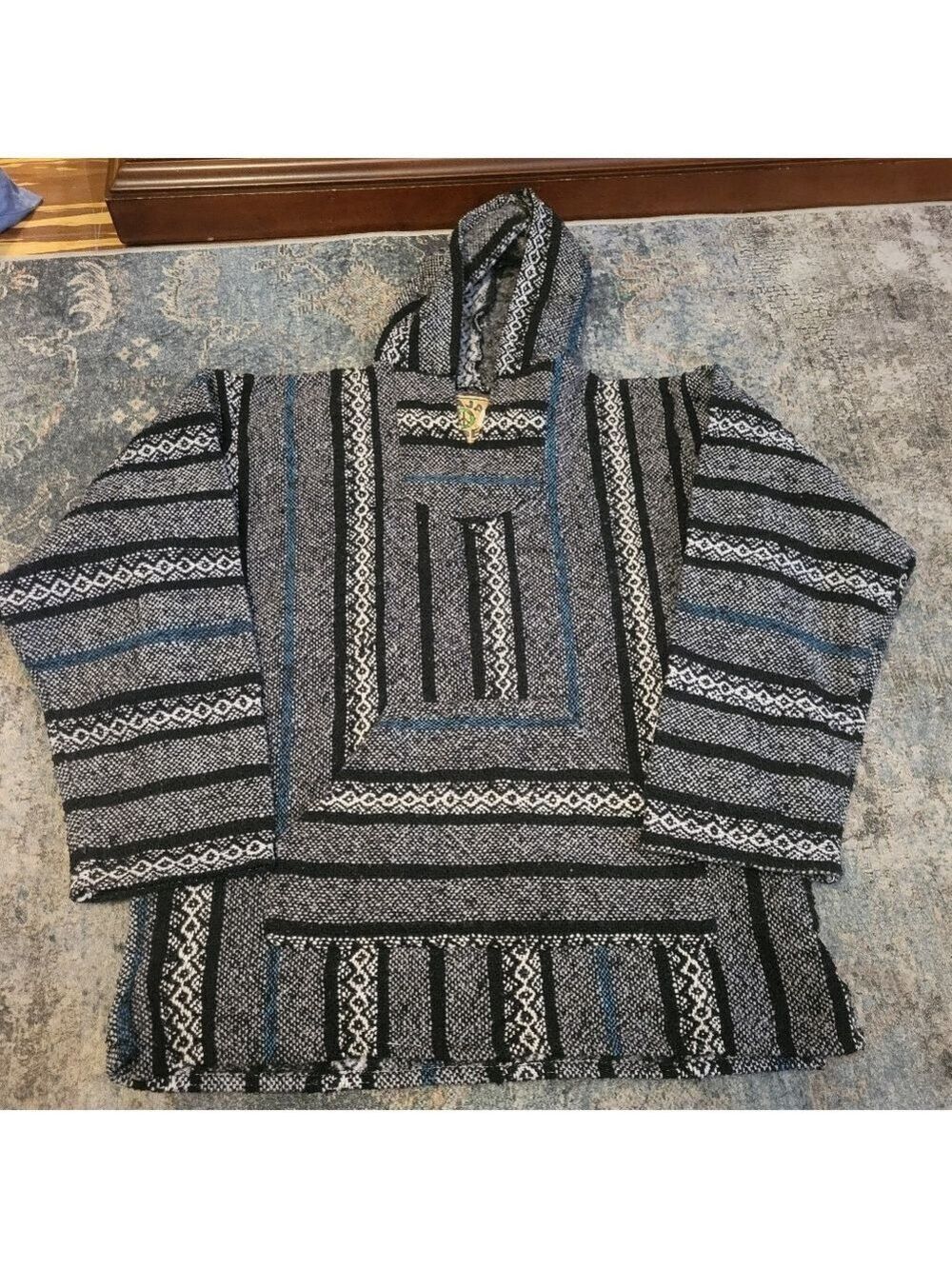 Baja Joe Size M Men's Black and Blue Striped Hoodie